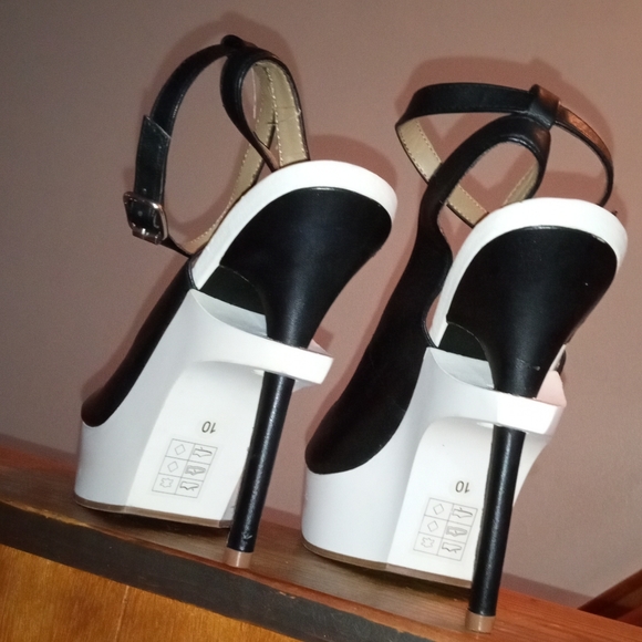 DOLCE VITA DV8 SLING BACKS - Picture 15 of 16